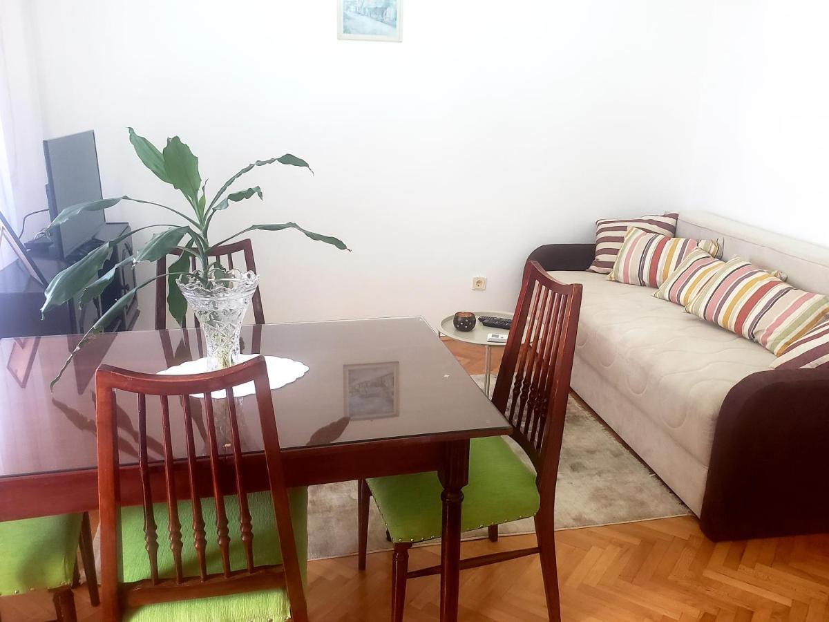 Apartment Bina Tivat Exterior foto
